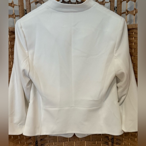 Anne Klein White Blazer with Gold Accents Women’s Size Large - Picture 4 of 6